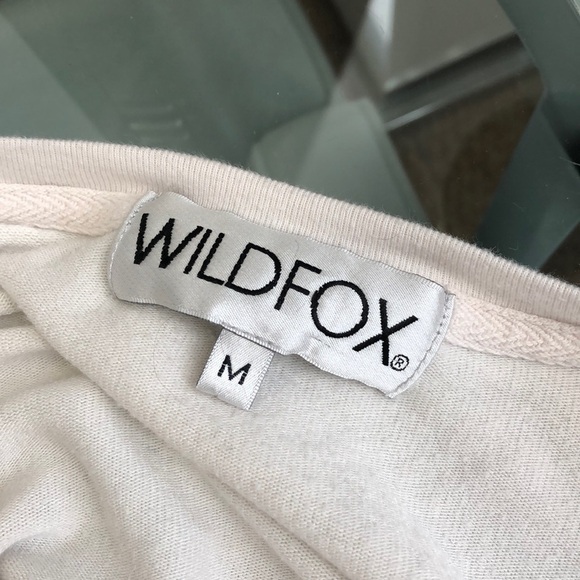 WILDFOX GRAPHIC SWEATER SIZE MEDIUM - Picture 6 of 6